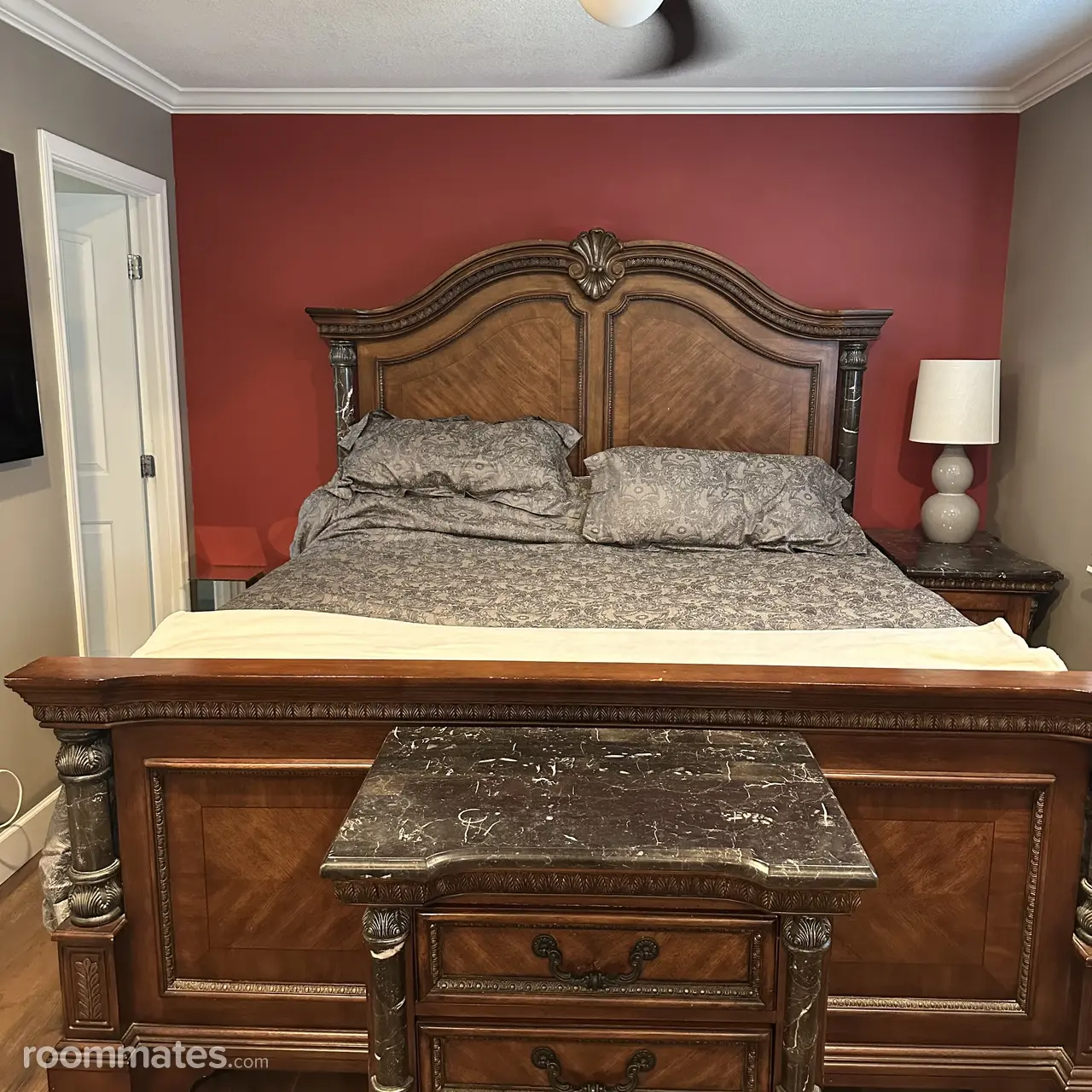 Profile photo 3 of 7