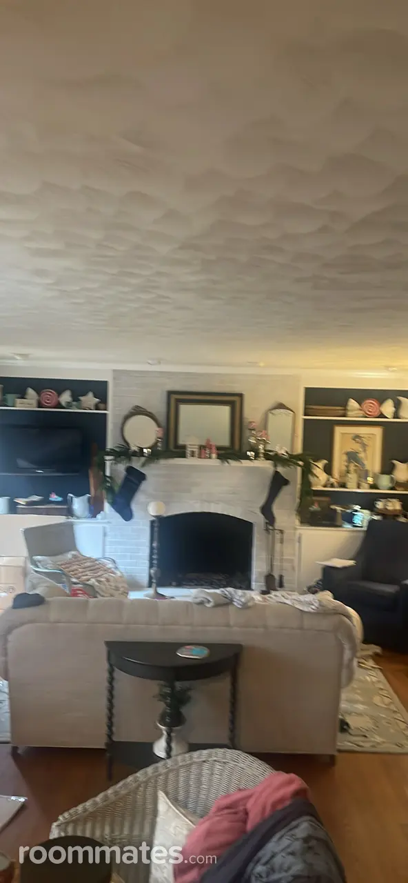 Profile photo 1 of 7