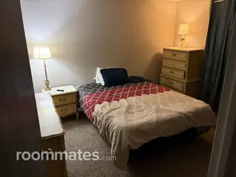 Room for rent in Huber Heights, OH $600, house