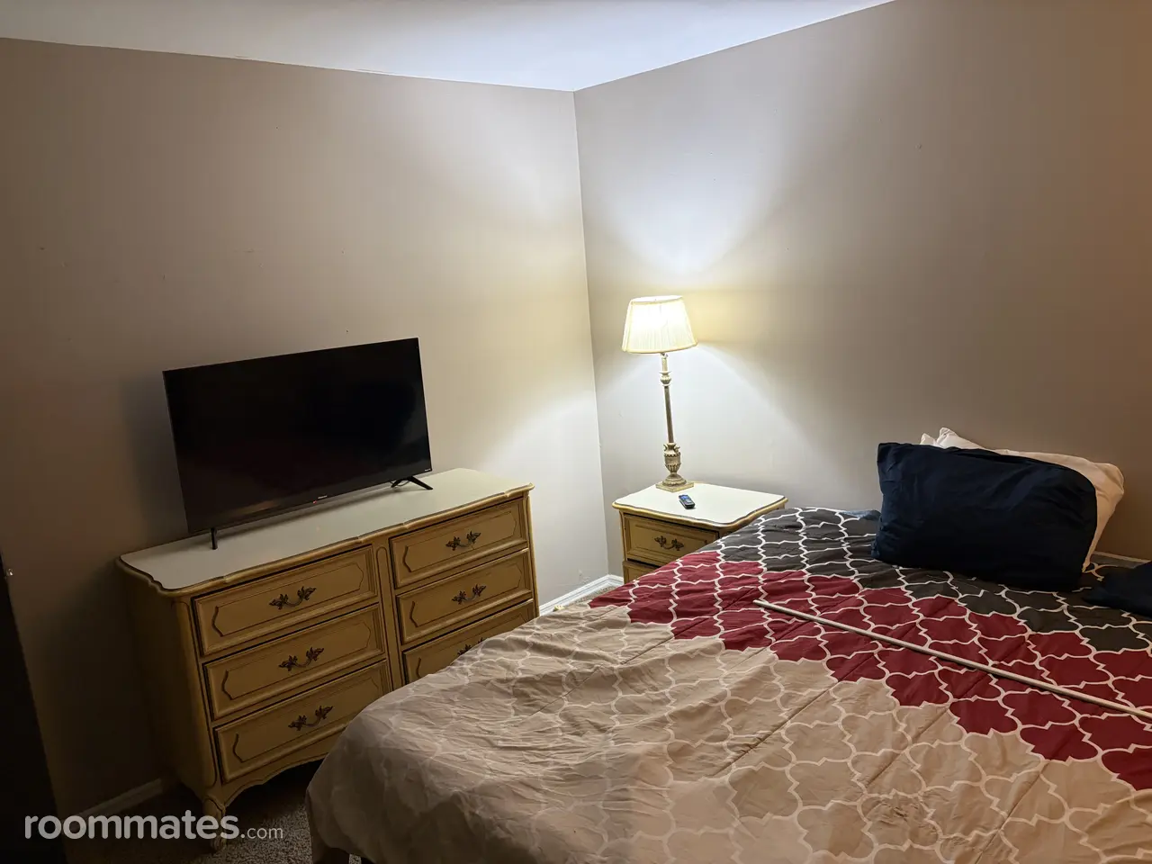 Profile photo 6 of 13