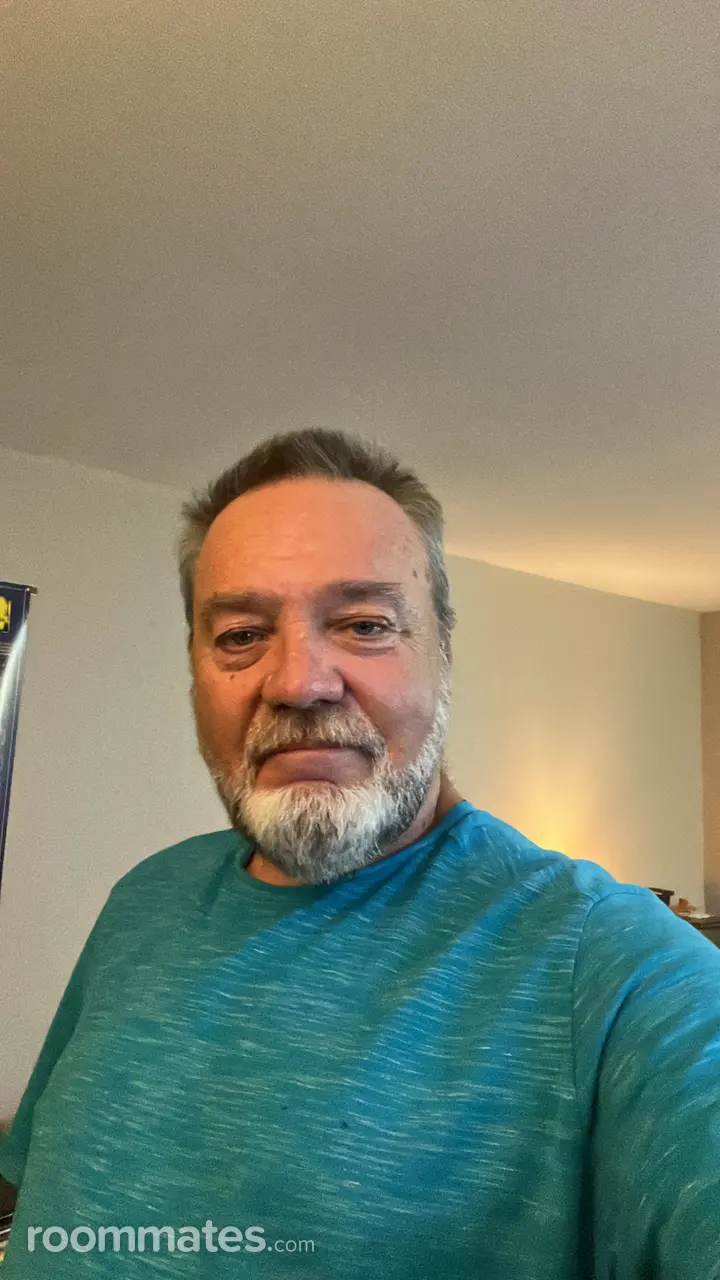 Profile photo 13 of 13