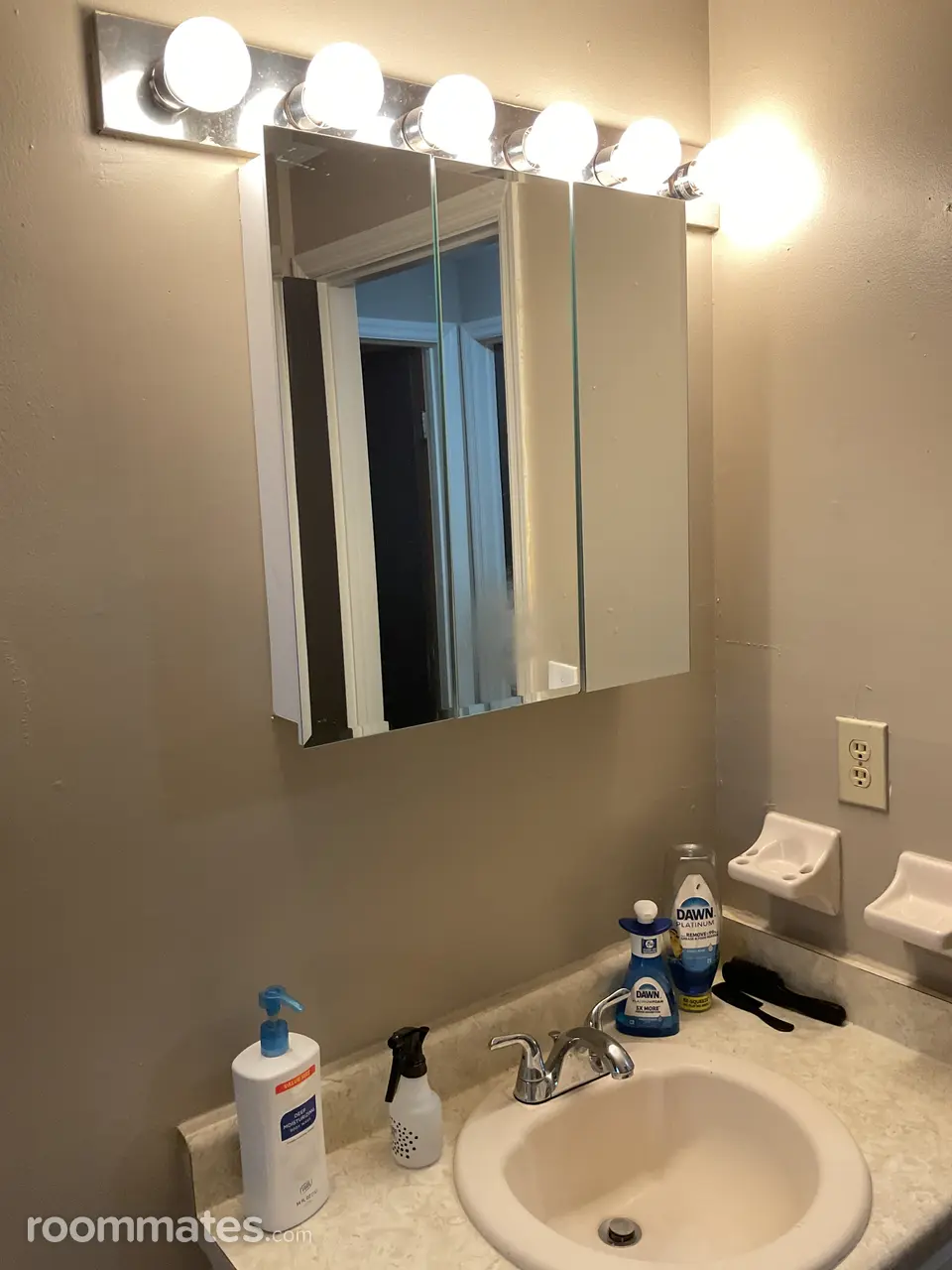 Profile photo 2 of 13