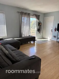 Room for rent in Ventura, CA $1275, townhouse