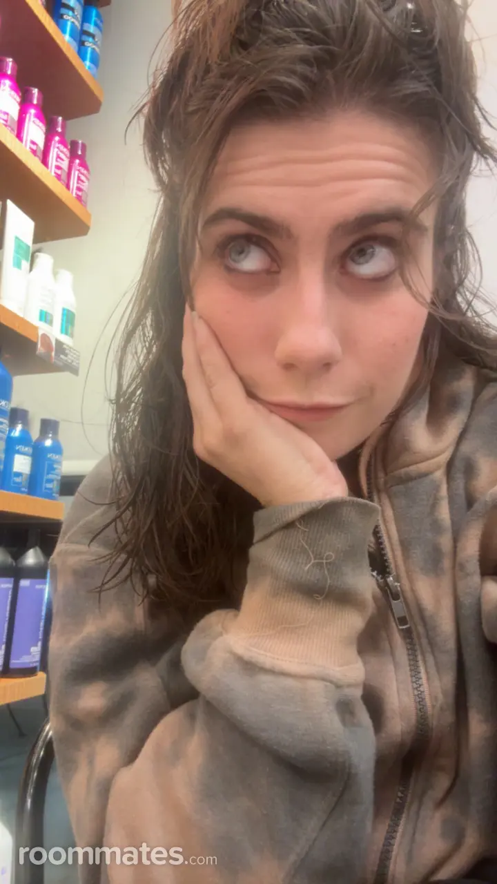 Profile photo 14 of 19