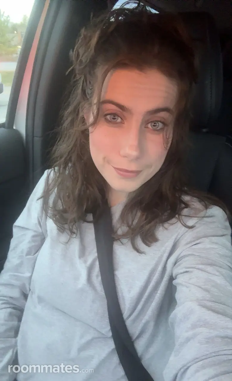 Profile photo 13 of 19