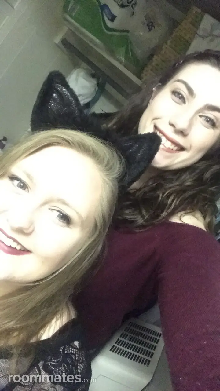 Profile photo 11 of 19