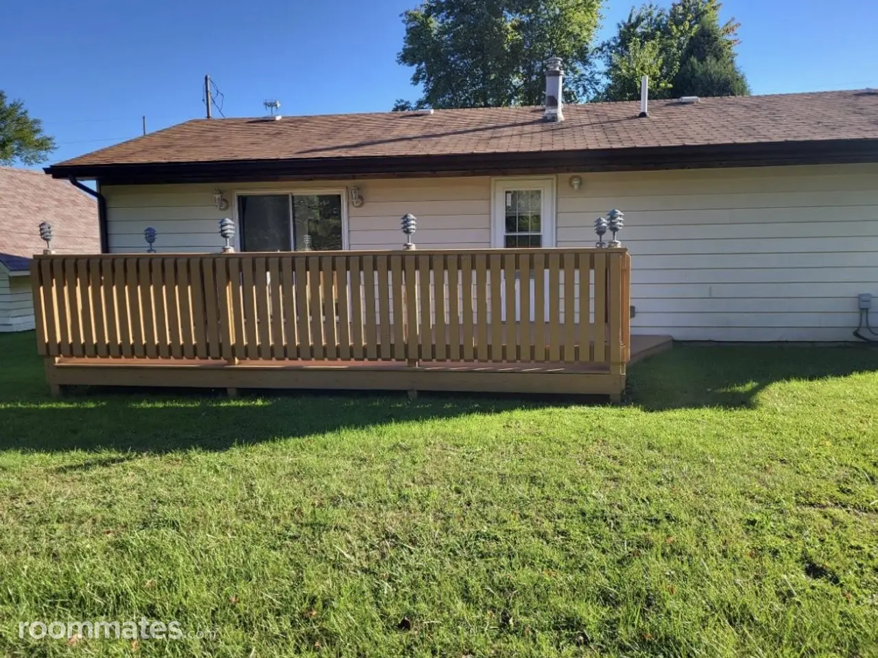 Profile photo 8 of 19