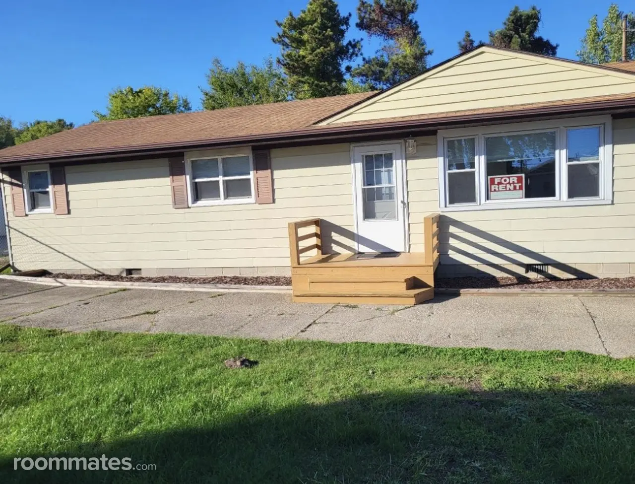 Profile photo 6 of 19