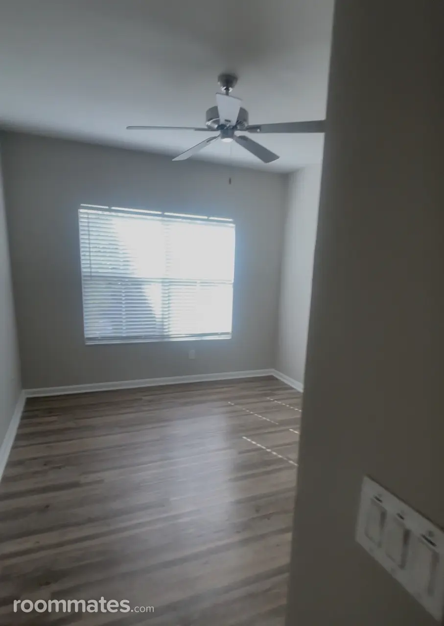 Profile photo 1 of 5