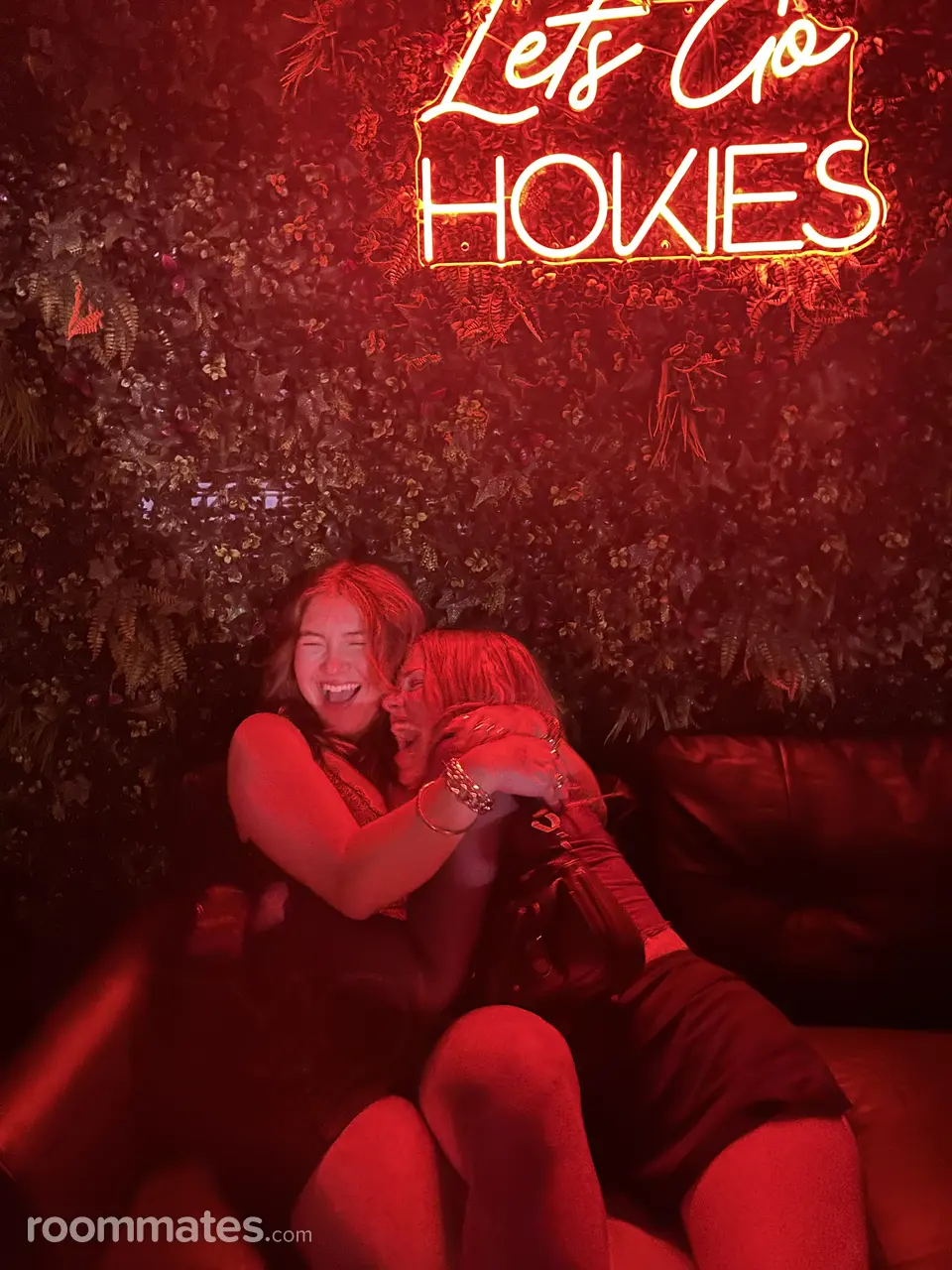 Profile photo 12 of 17