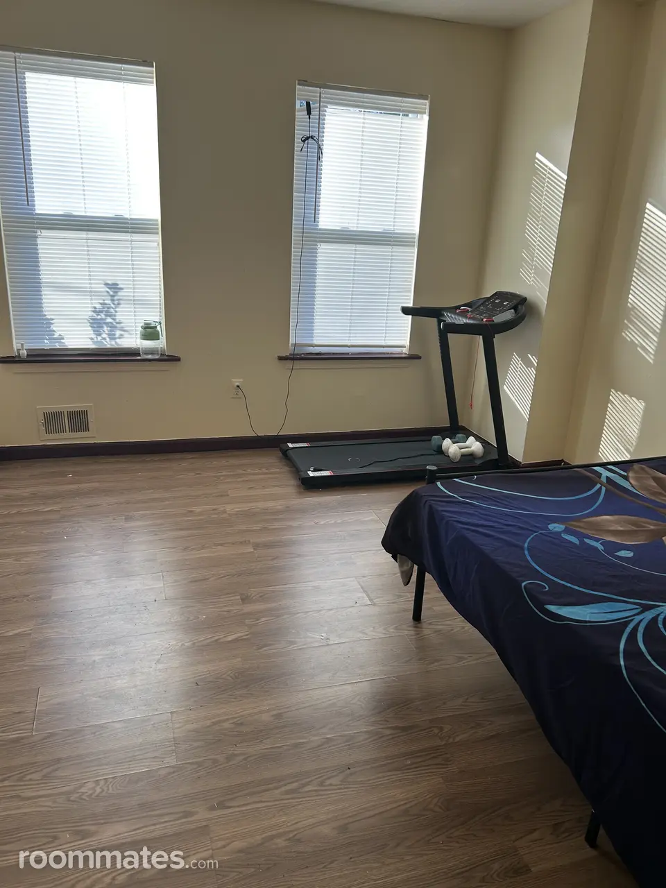 Profile photo 9 of 11