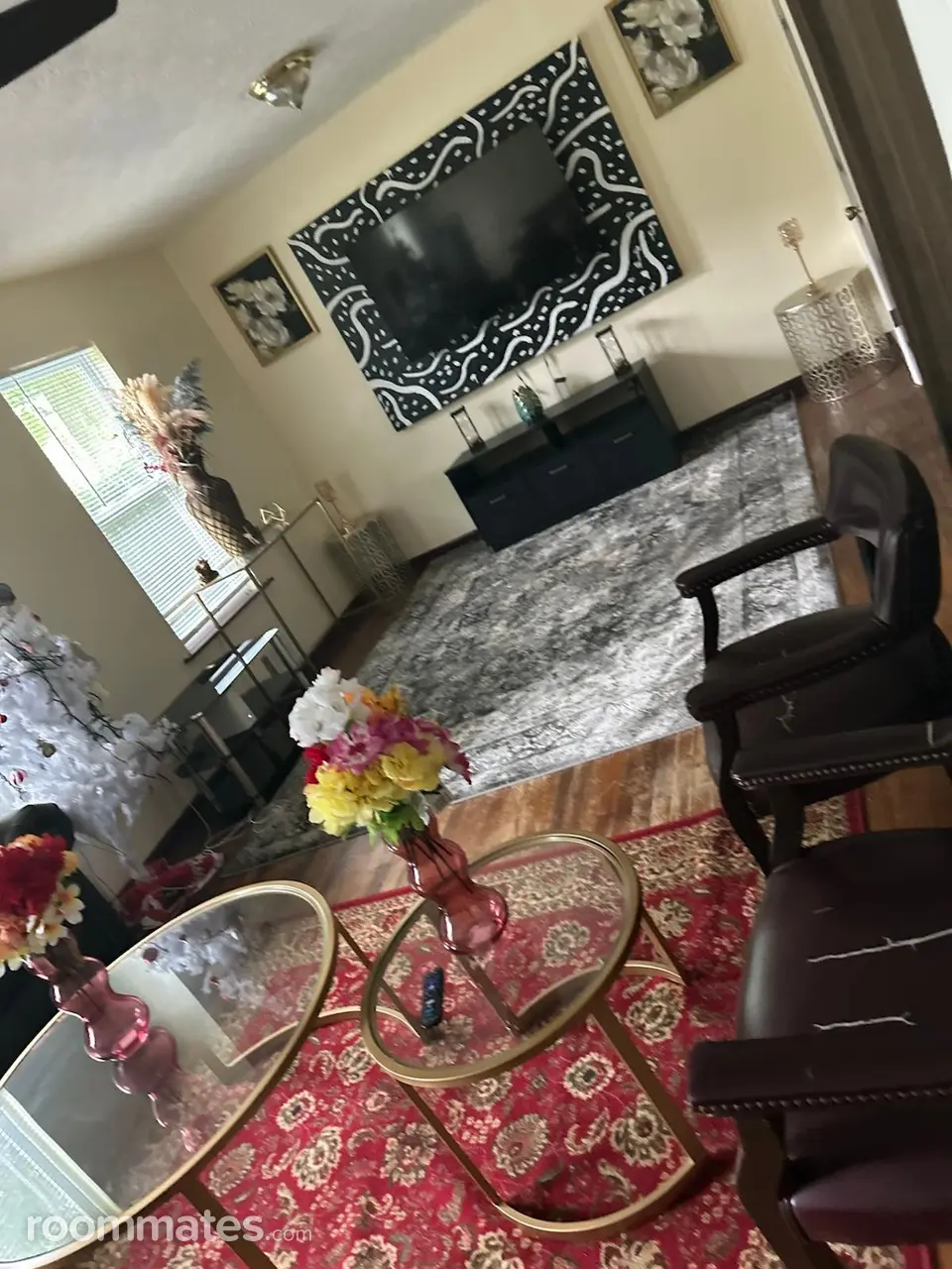 Profile photo 3 of 11