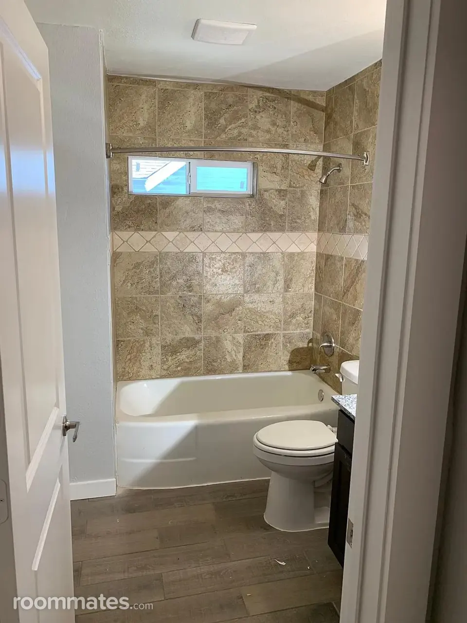 Profile photo 3 of 11