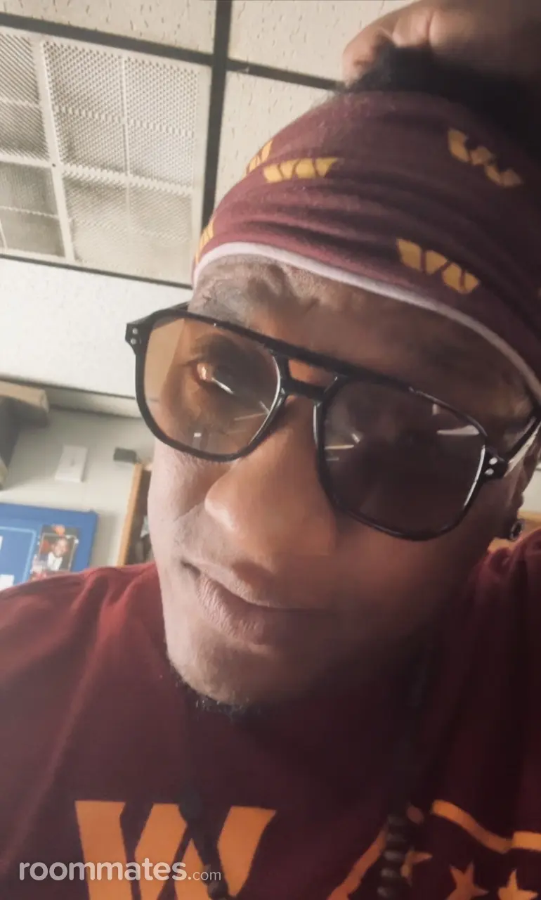 Profile photo 4 of 7