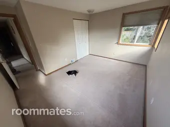 Room for rent in Hillsboro, OR $1000, house