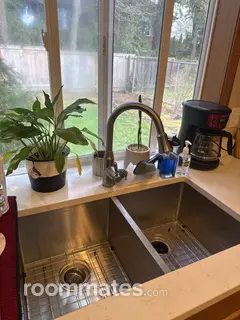 Room for rent in Hillsboro, OR $1000, house