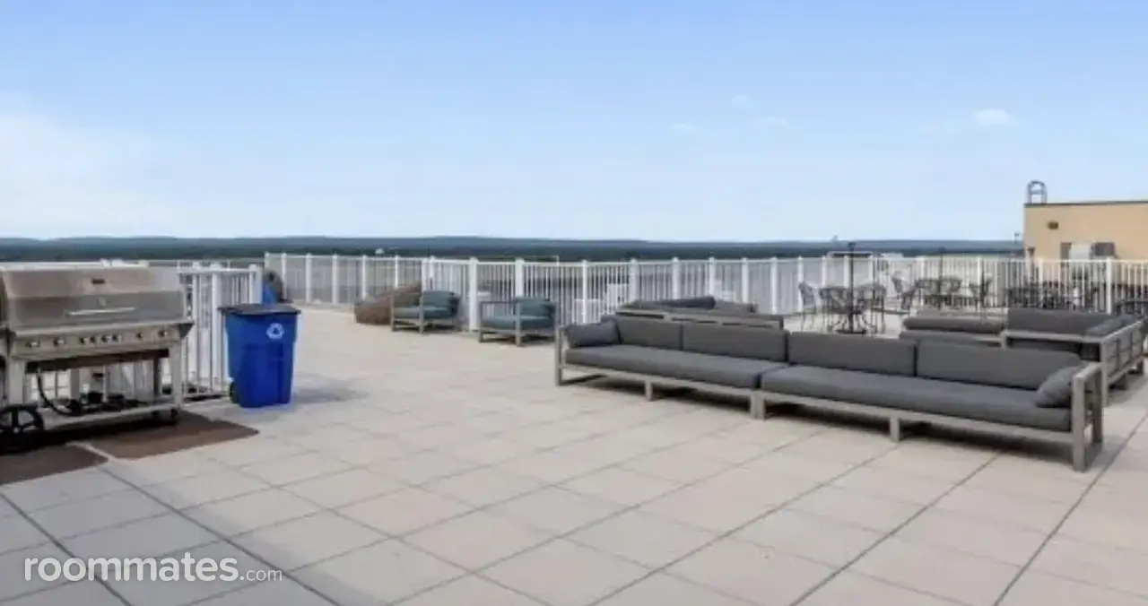 Profile photo 9 of 11