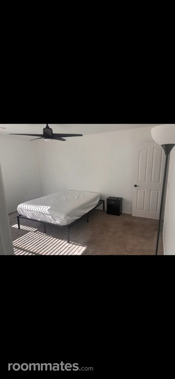 Profile photo 1 of 7