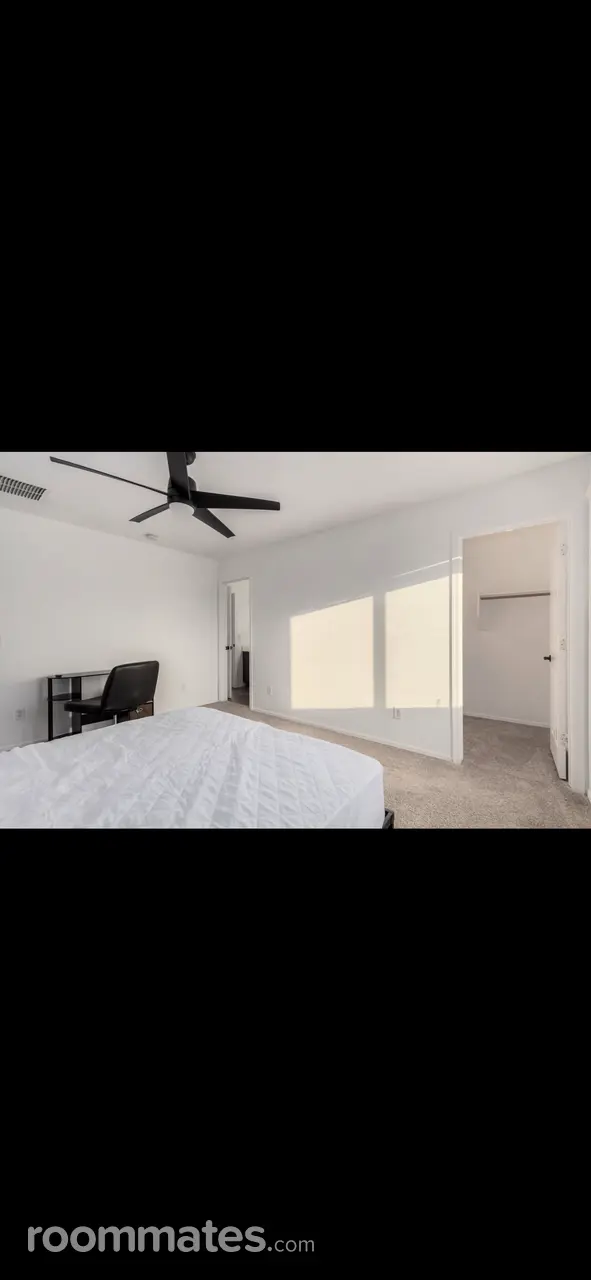 Profile photo 2 of 7