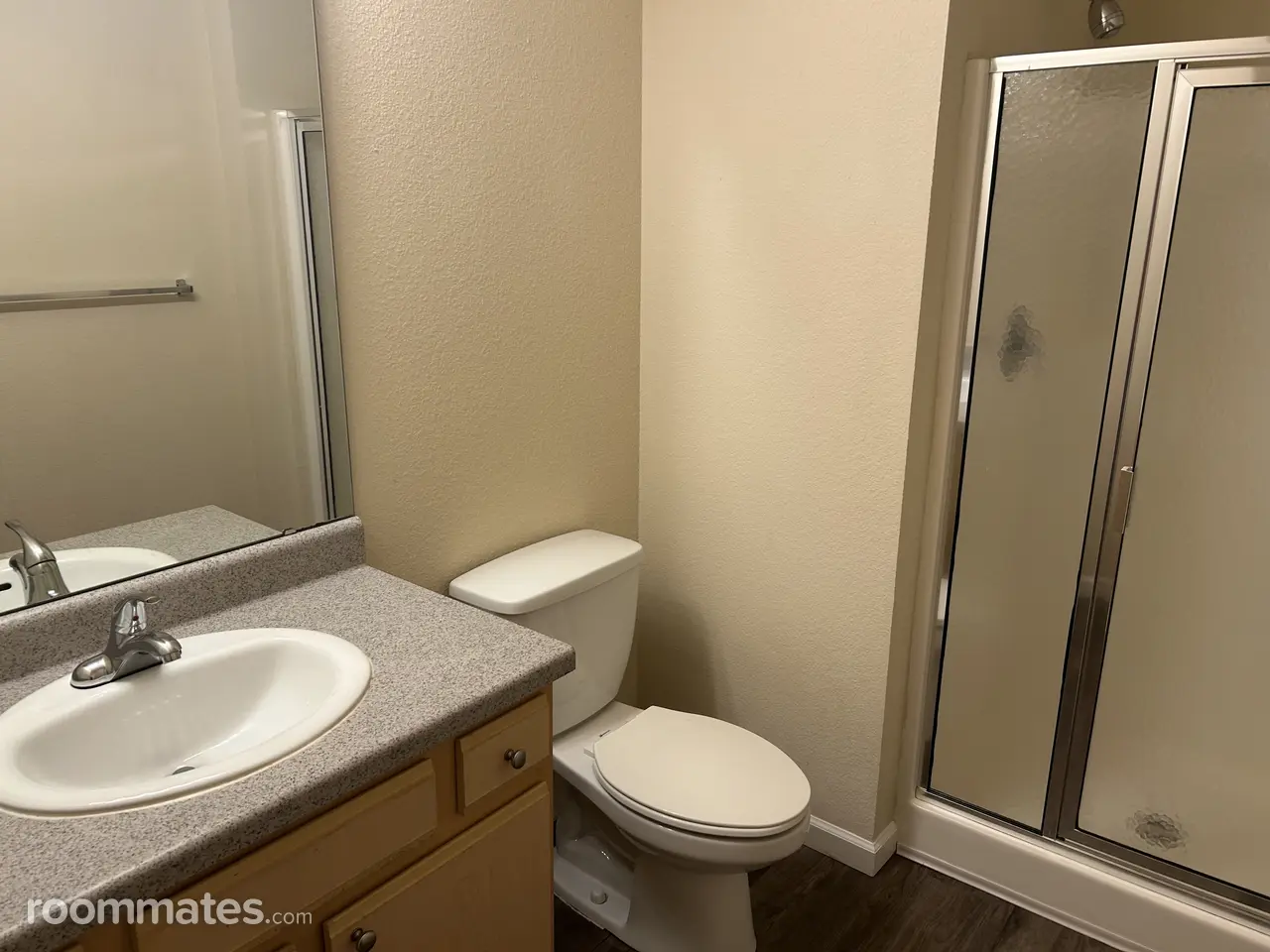 Profile photo 4 of 6