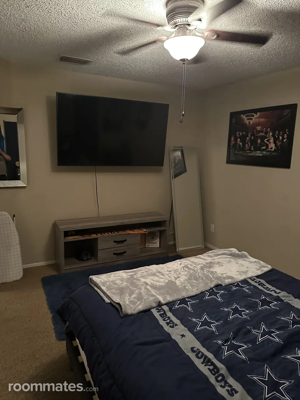 Profile photo 4 of 5