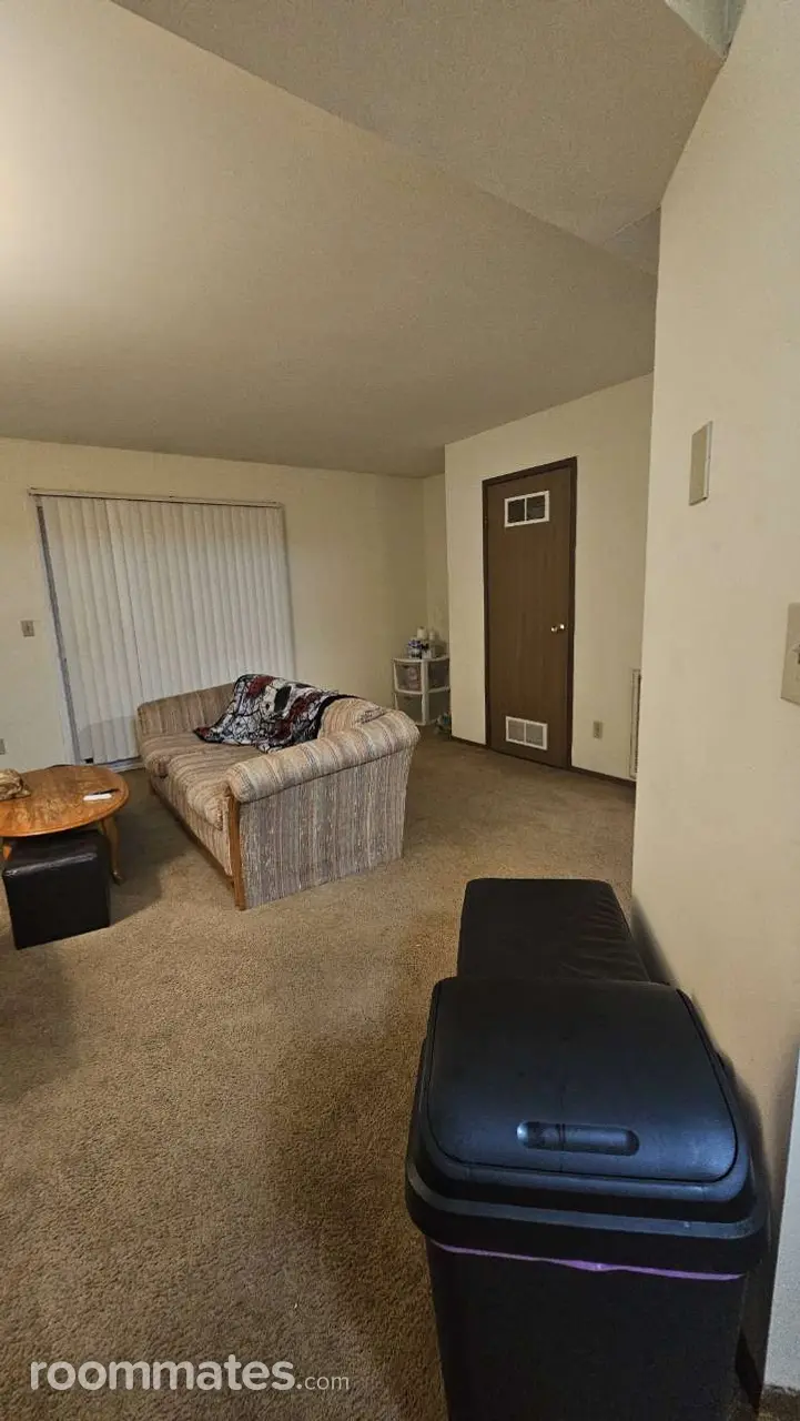 Profile photo 5 of 10