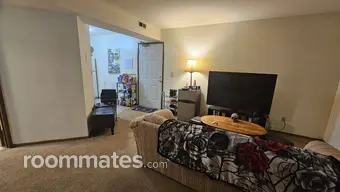 Room for rent in DeKalb, IL $610, apartment