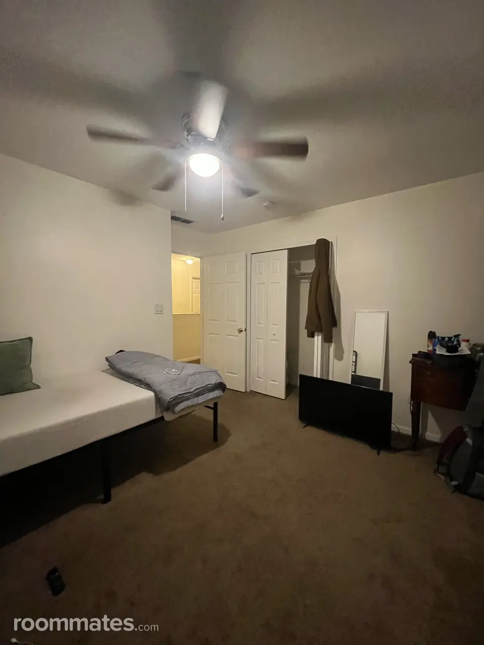 Profile photo 5 of 6