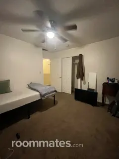 Room for rent in Mount Laurel, NJ $650, house