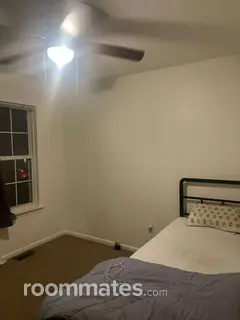 Room for rent in Mount Laurel, NJ $650, house