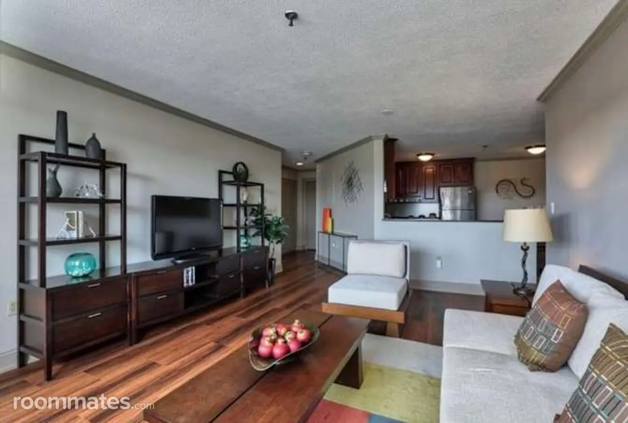 Profile photo 4 of 6