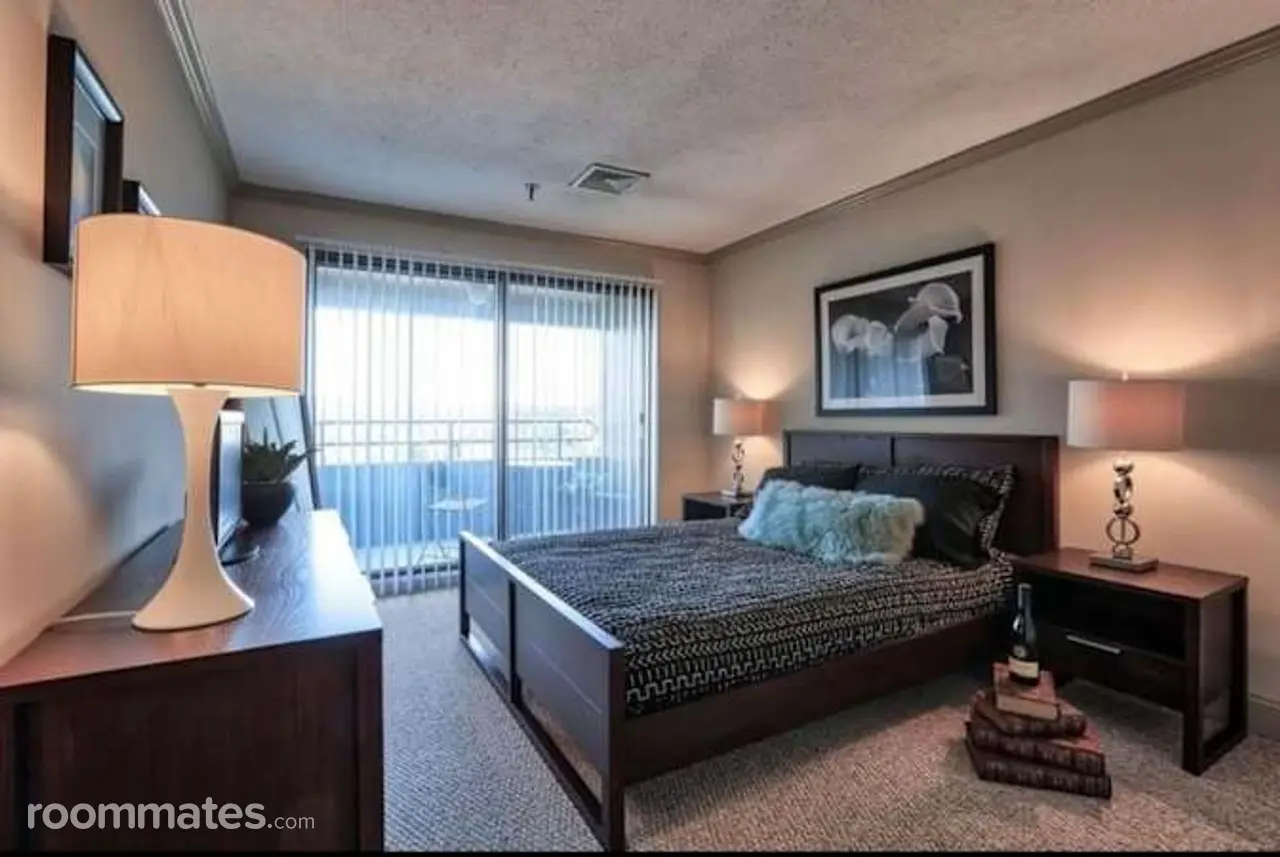 Profile photo 2 of 6