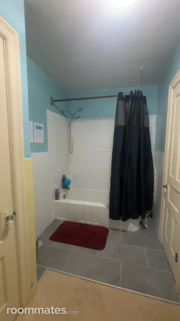 Profile photo 2 of 7