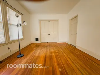 Room for rent in New Haven, CT $850, house