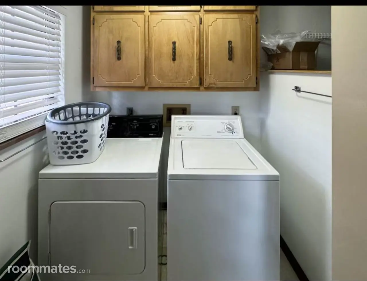 Profile photo 4 of 9