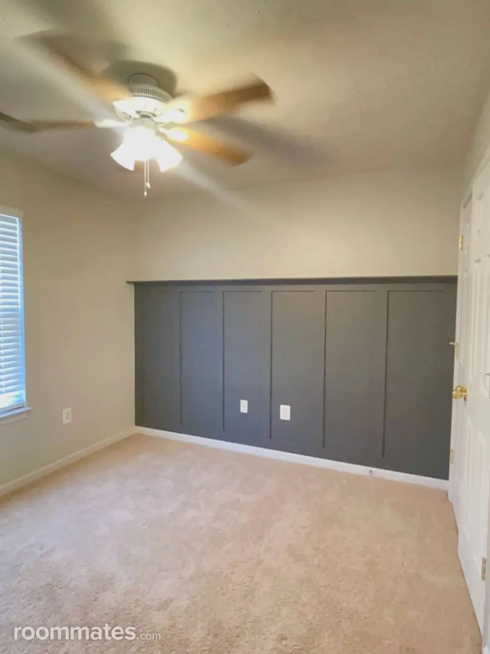 Profile photo 3 of 10