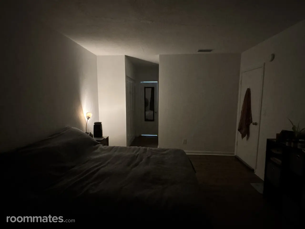 Profile photo 4 of 13