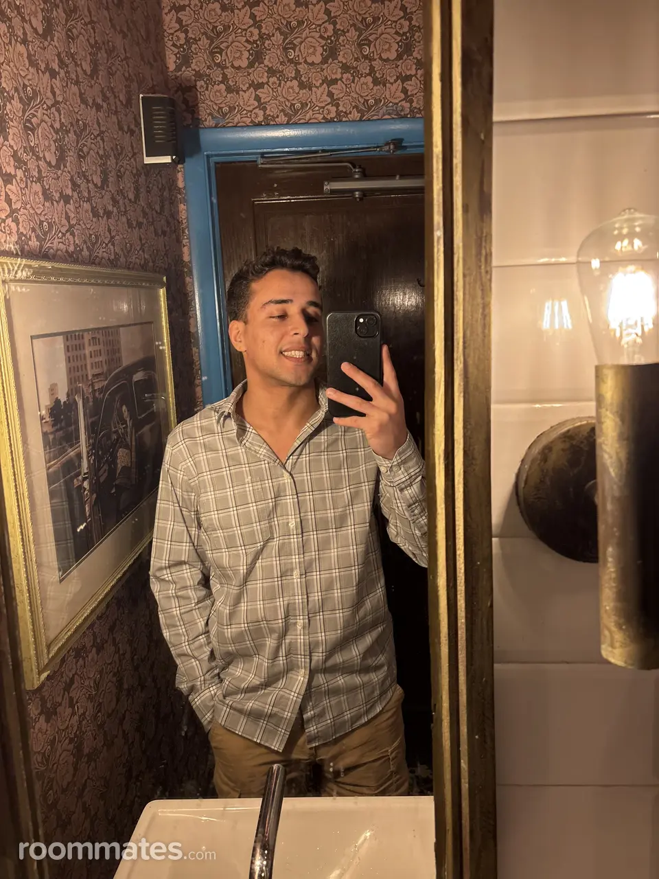 Profile photo 12 of 13