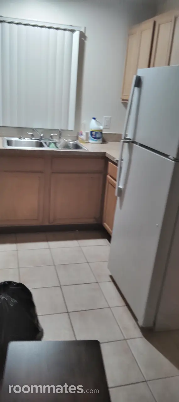 Profile photo 14 of 20