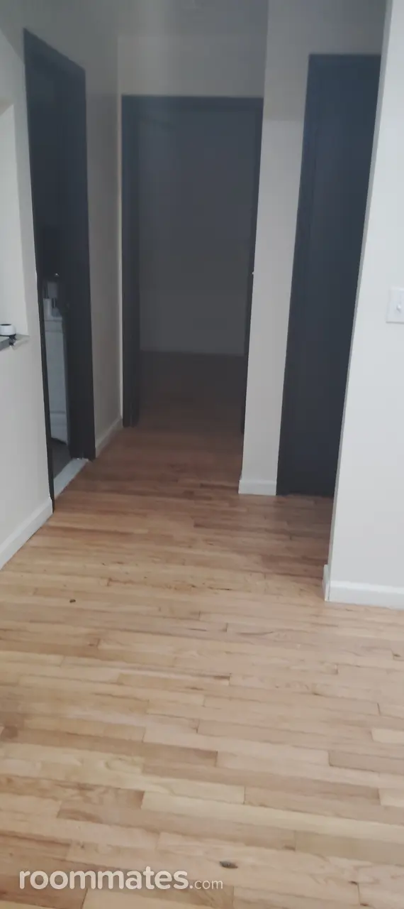 Profile photo 16 of 20