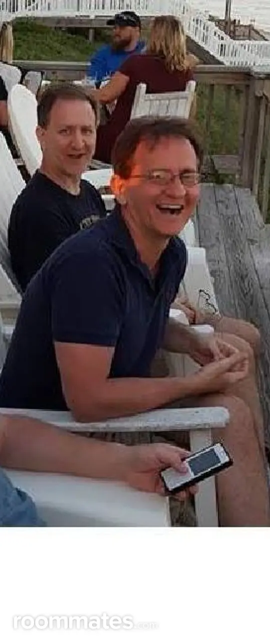 Profile photo 7 of 7