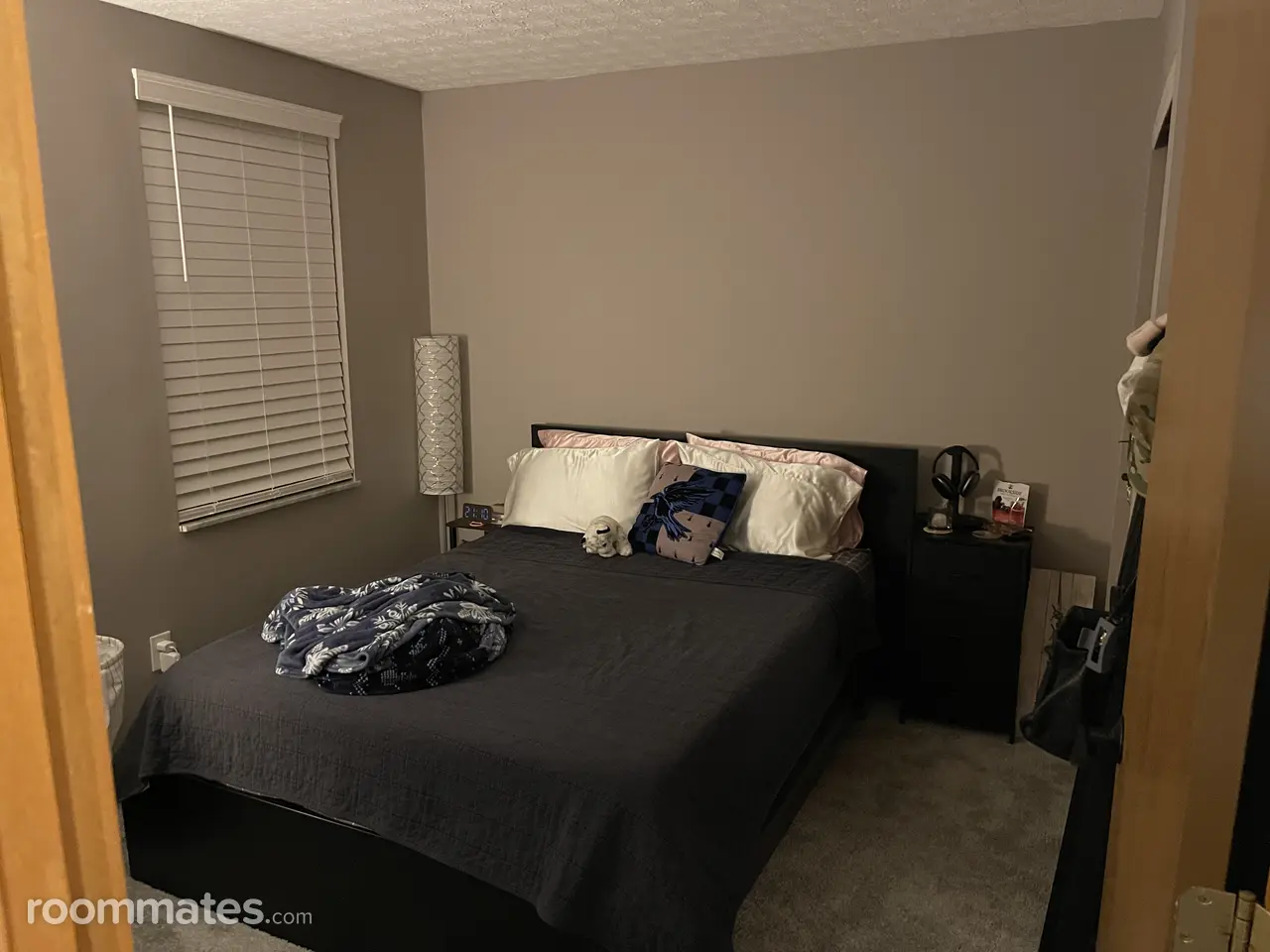 Profile photo 7 of 15