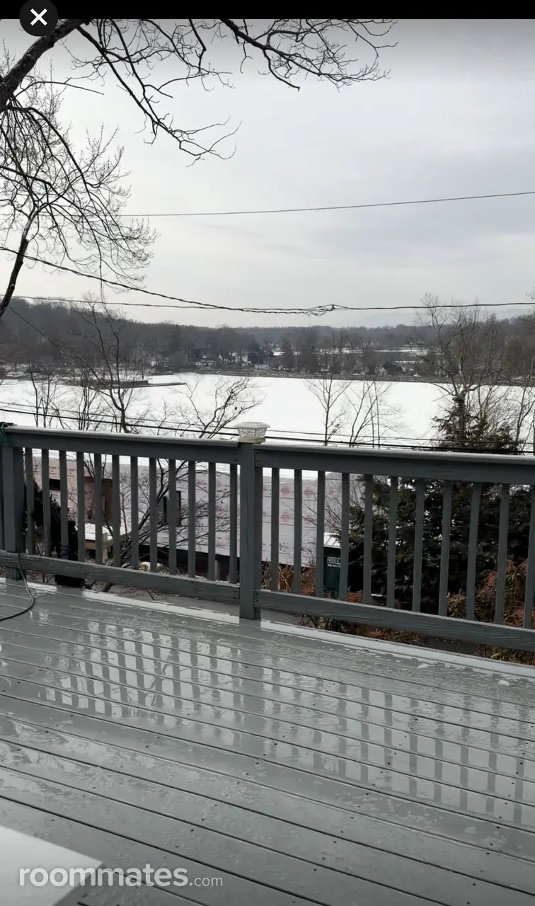 Profile photo 1 of 7