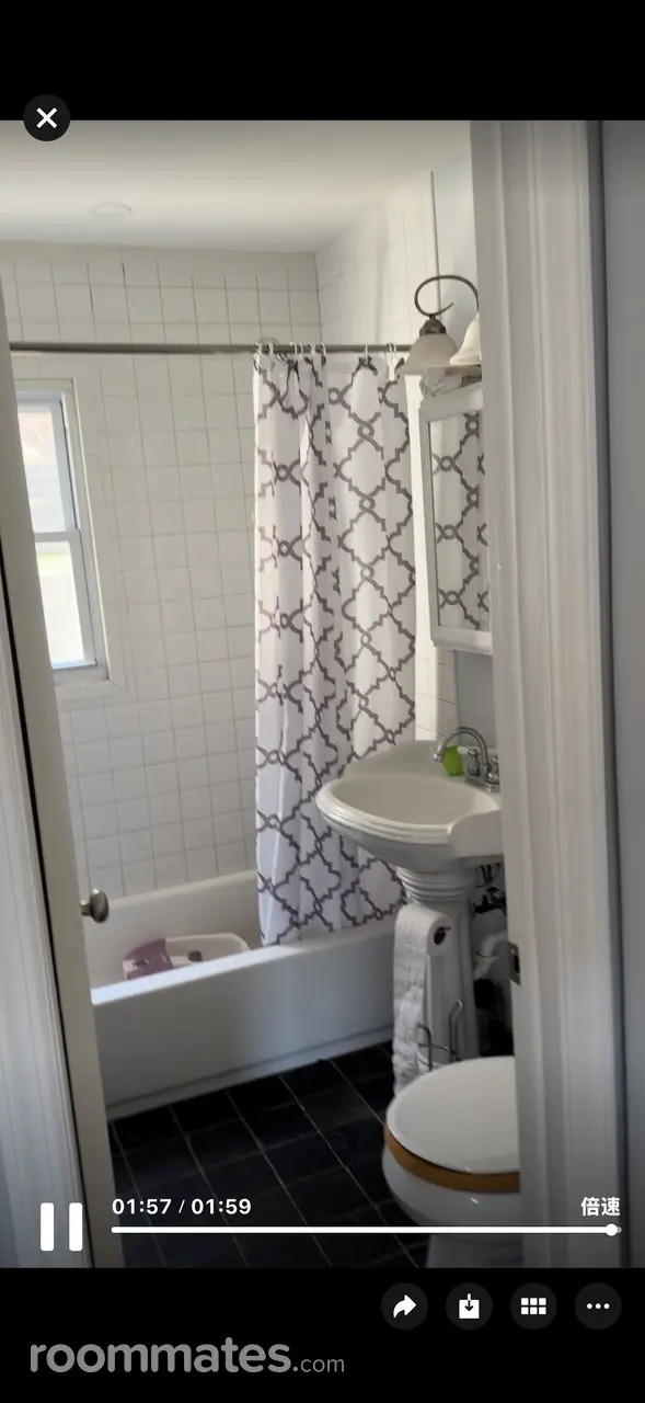 Profile photo 4 of 7