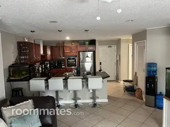 Room for rent in Atlanta, GA $1000, condo