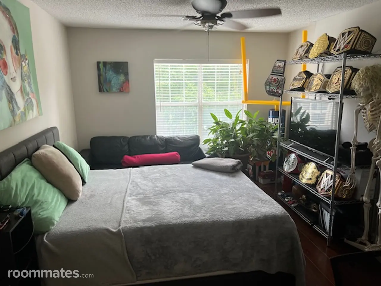 Profile photo 2 of 10