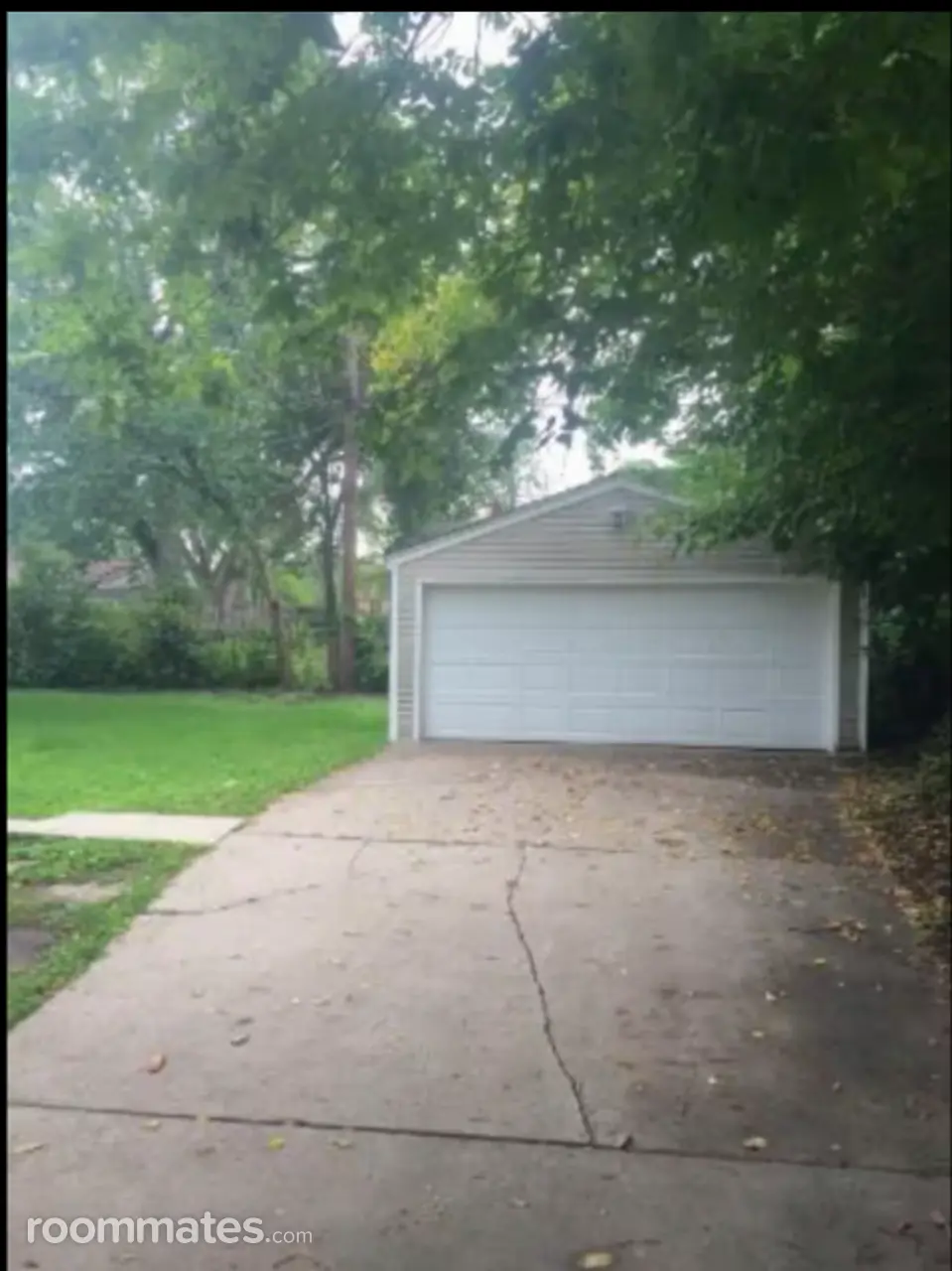 Profile photo 1 of 6