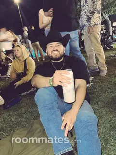 Roommate looking Indio, CA, $1100