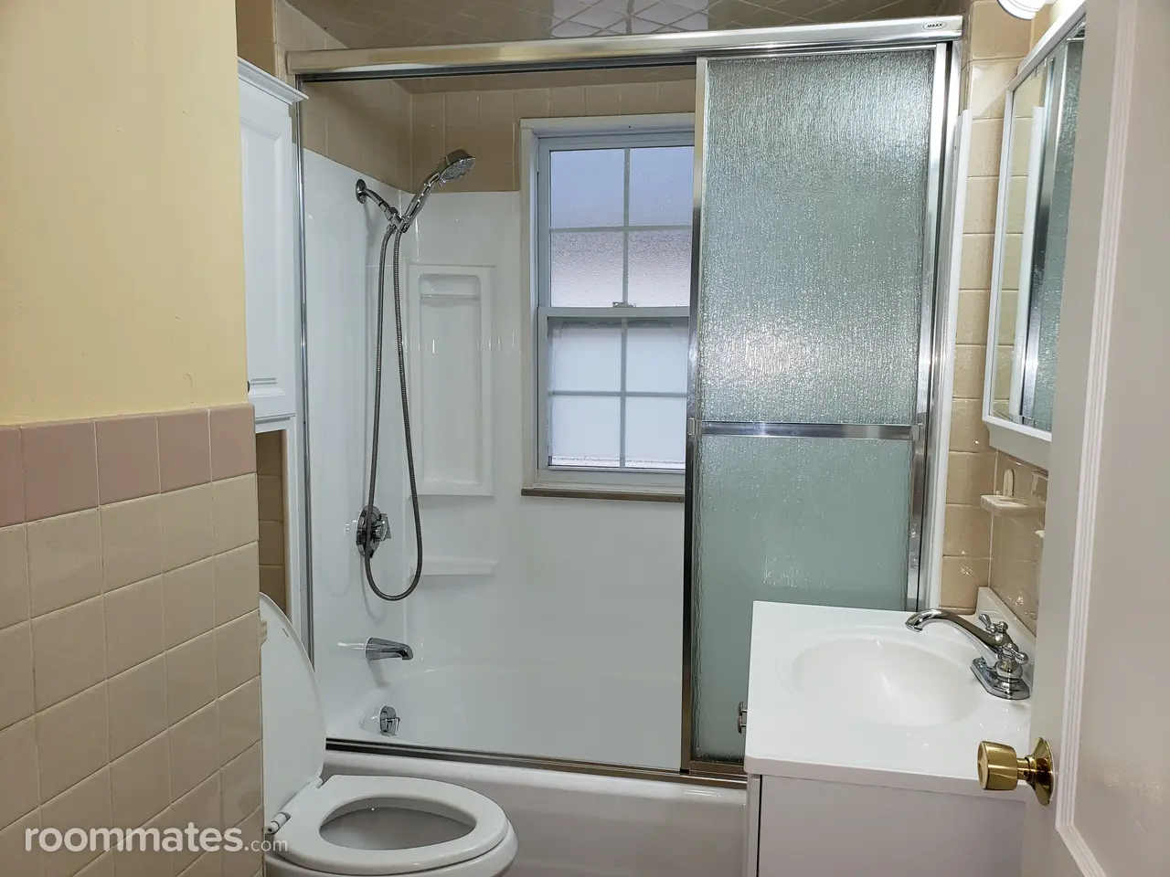 Profile photo 7 of 11