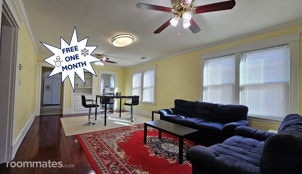 Profile photo 1 of 11